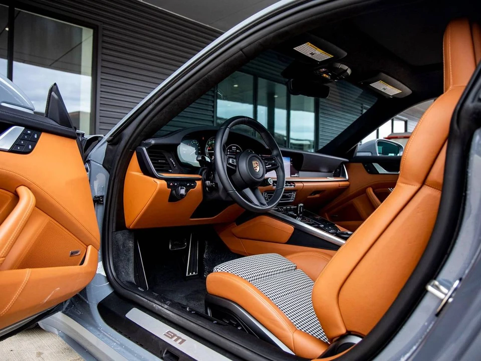2023 Porsche 992 Turbo S - Image 4 of 5