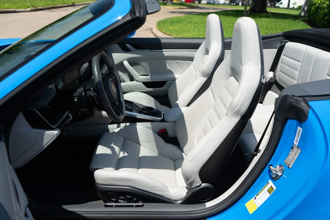 2023 Porsche 911 - Image 6 of 31