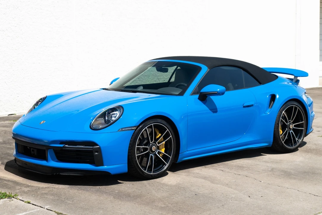 2023 Porsche 911 - Image 7 of 31