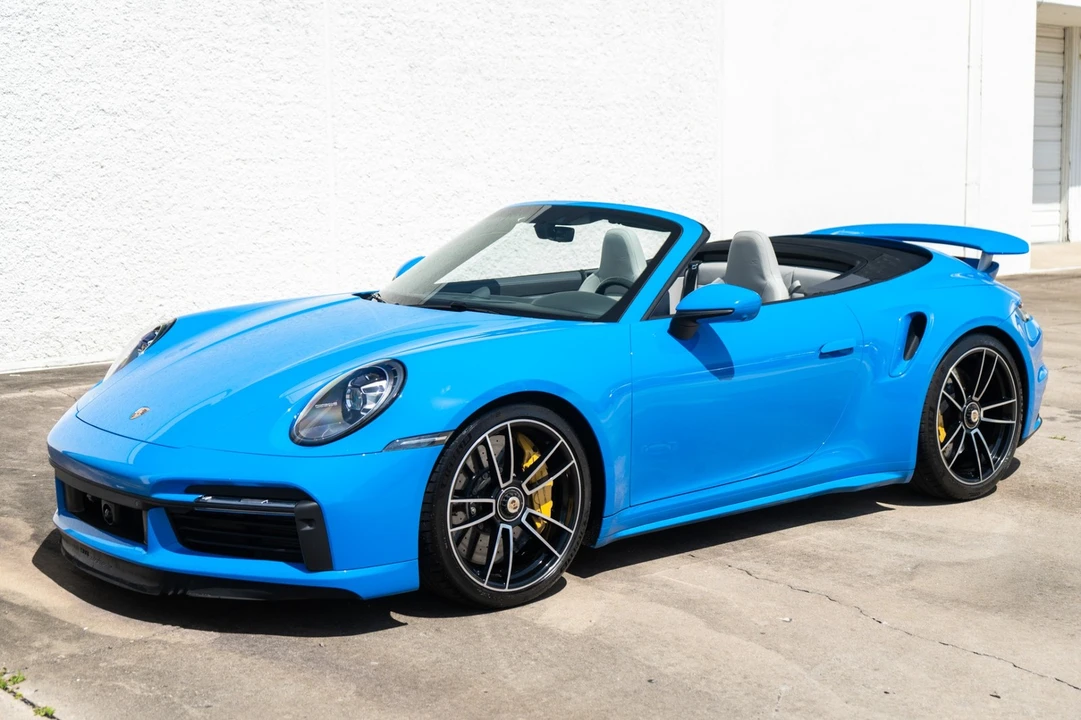 2023 Porsche 911 - Image 12 of 31