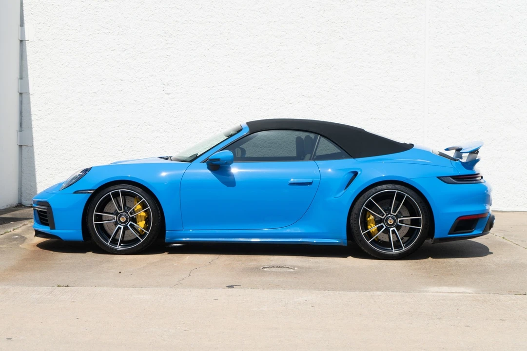 2023 Porsche 911 - Image 8 of 31