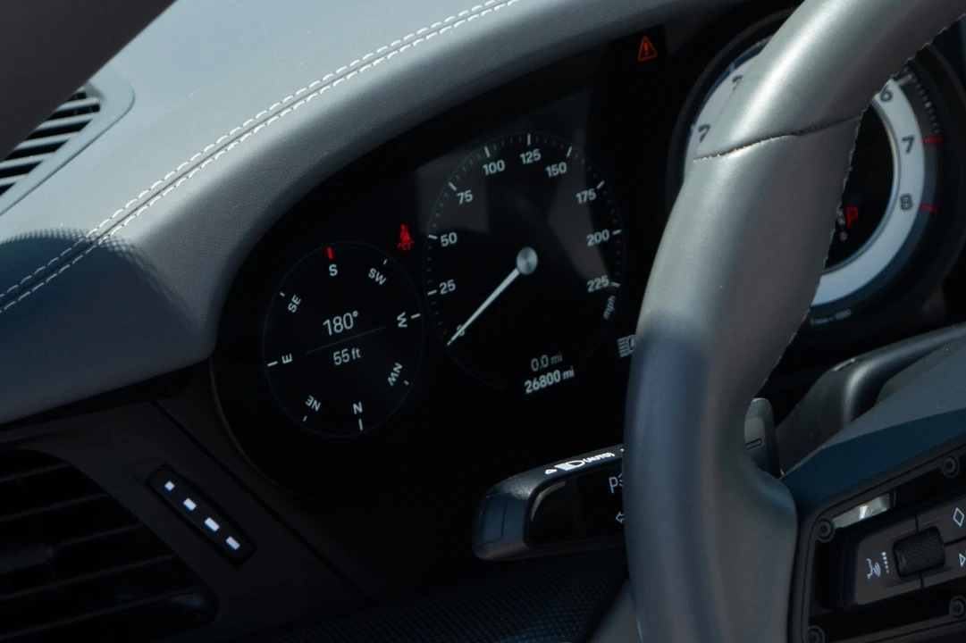2023 Porsche 911 - Image 11 of 31