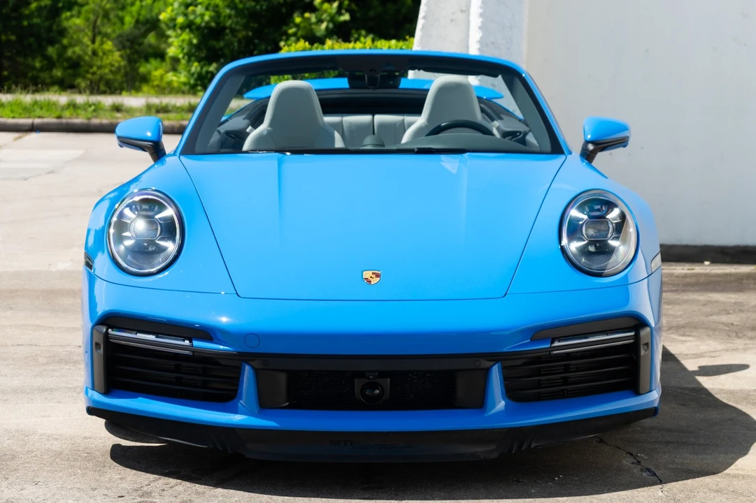 2023 Porsche 911 - Image 16 of 31