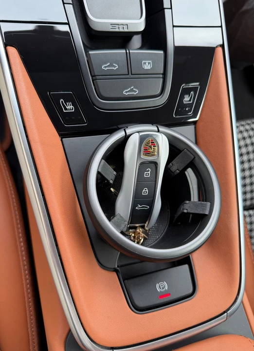2023 Porsche 992 Turbo S - Image 17 of 31