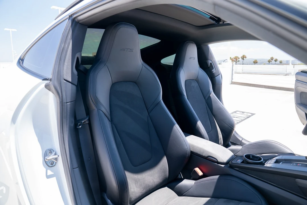 2023 Porsche 992 Carrera - Image 31 of 31