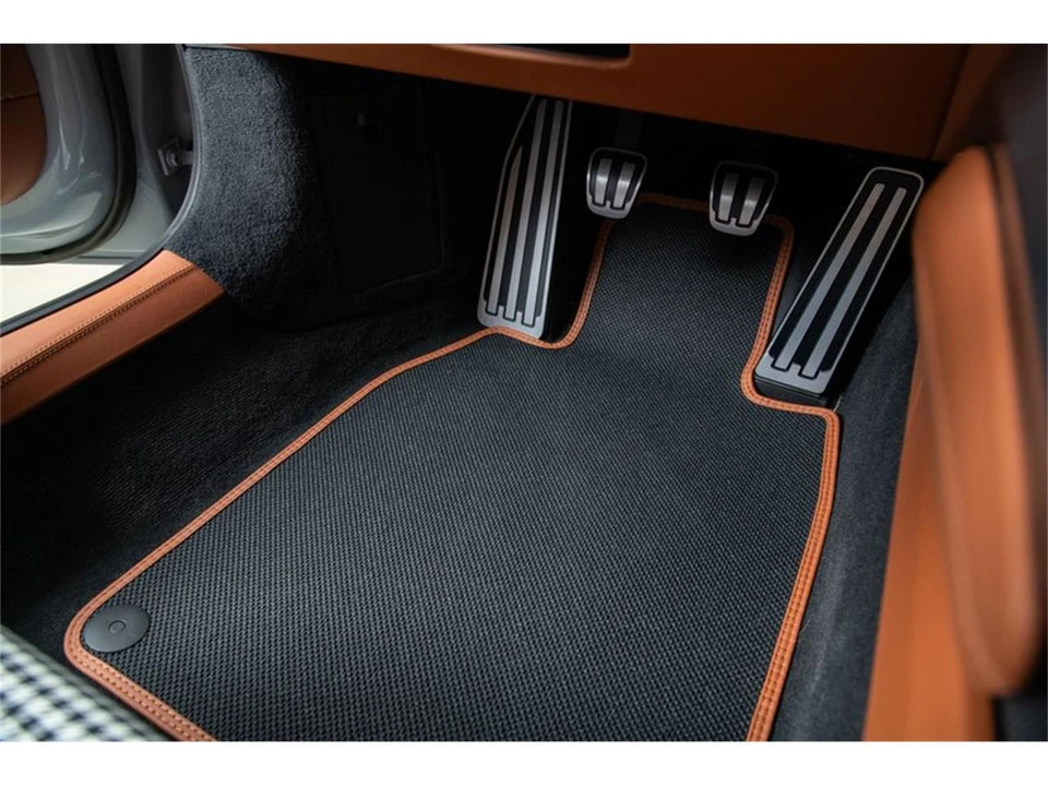 2023 Porsche 992 Carrera - Image 21 of 31