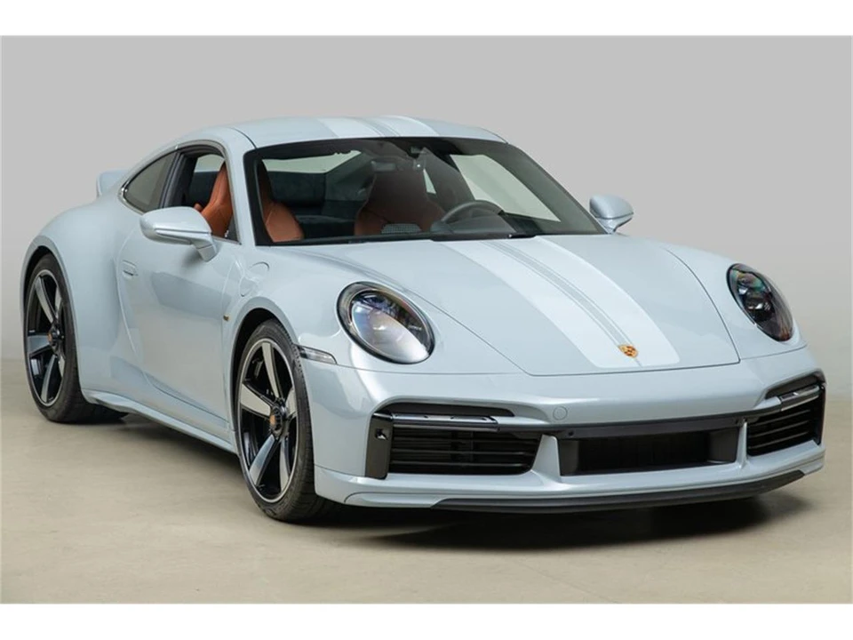 2023 Porsche 992 Carrera - Image 12 of 31