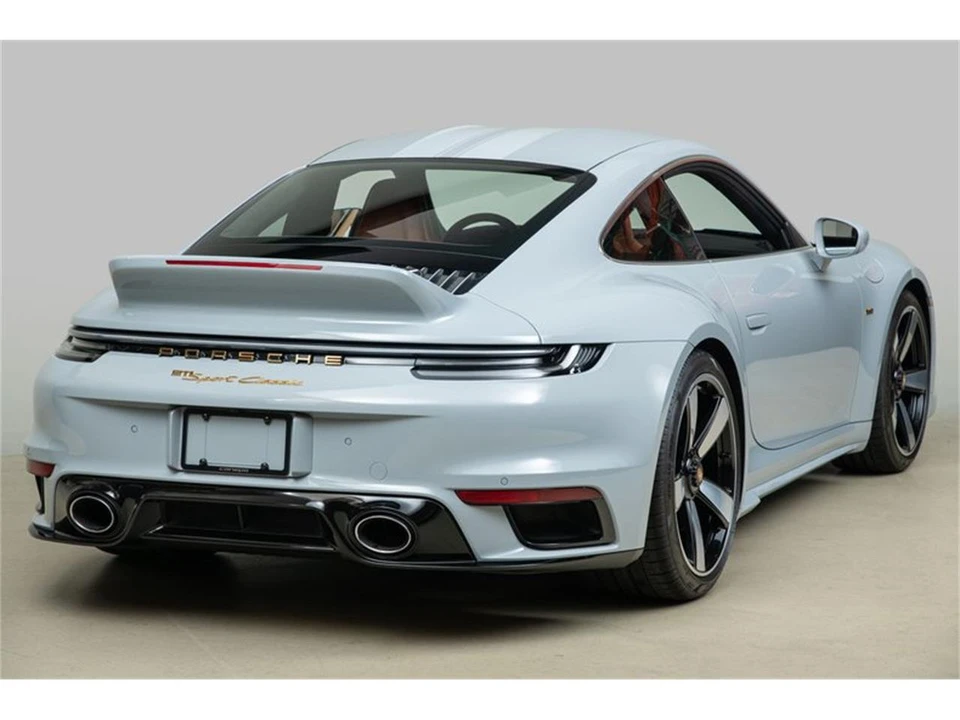 2023 Porsche 992 Carrera - Image 8 of 31
