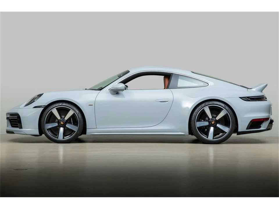 2023 Porsche 992 Carrera - Image 3 of 31