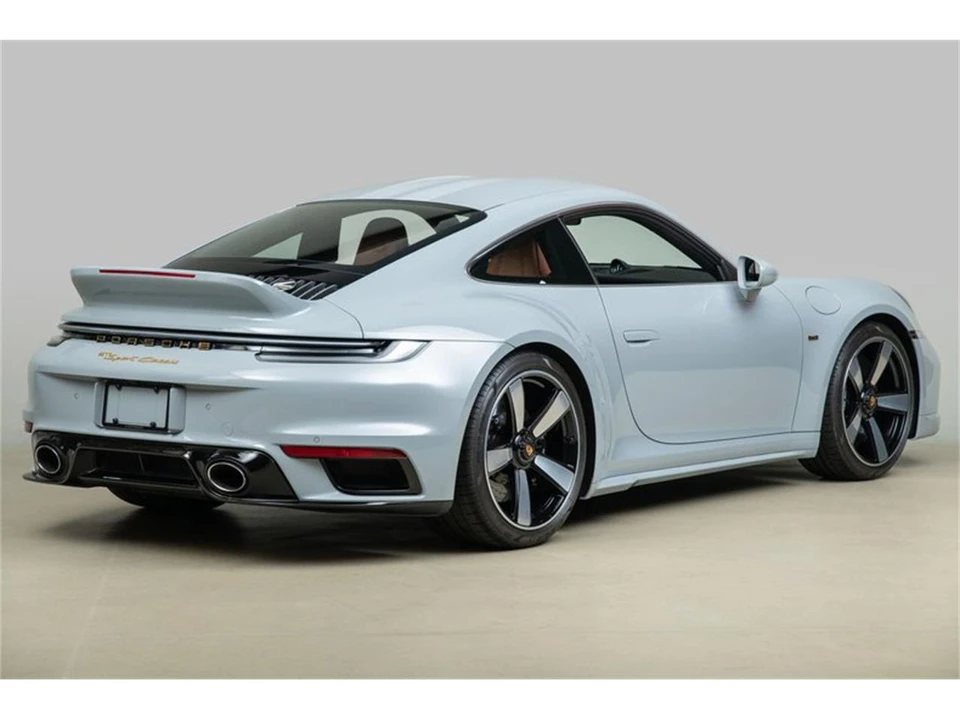 2023 Porsche 992 Carrera - Image 9 of 31