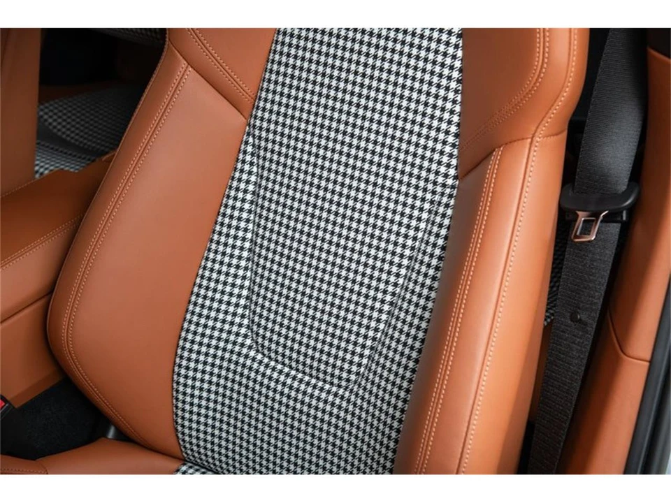 2023 Porsche 992 Carrera - Image 19 of 31
