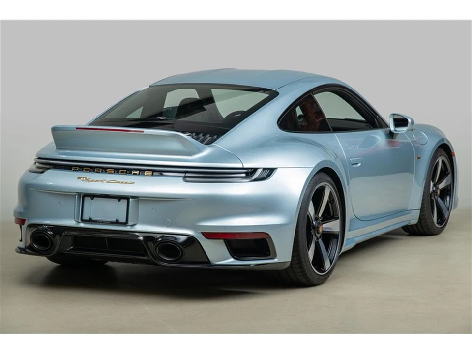 2023 Porsche 992 Carrera - Image 12 of 31