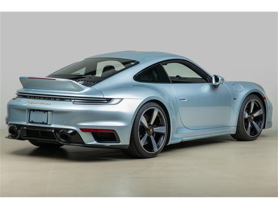 2023 Porsche 992 Carrera - Image 13 of 31