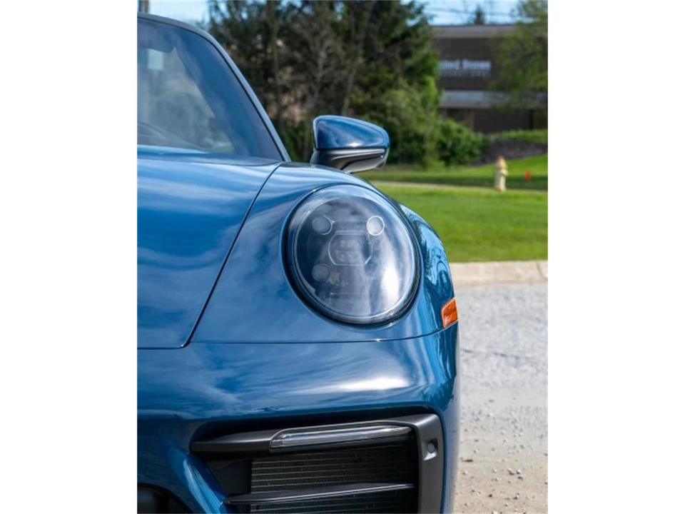 2023 Porsche 992 Carrera - Image 25 of 31