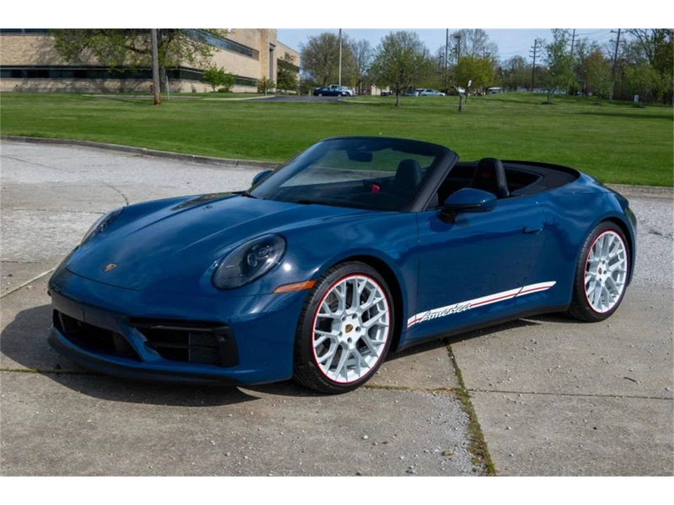 2023 Porsche 992 Carrera - Image 4 of 31