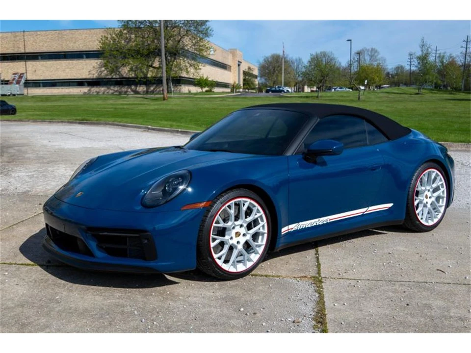 2023 Porsche 992 Carrera - Image 5 of 31