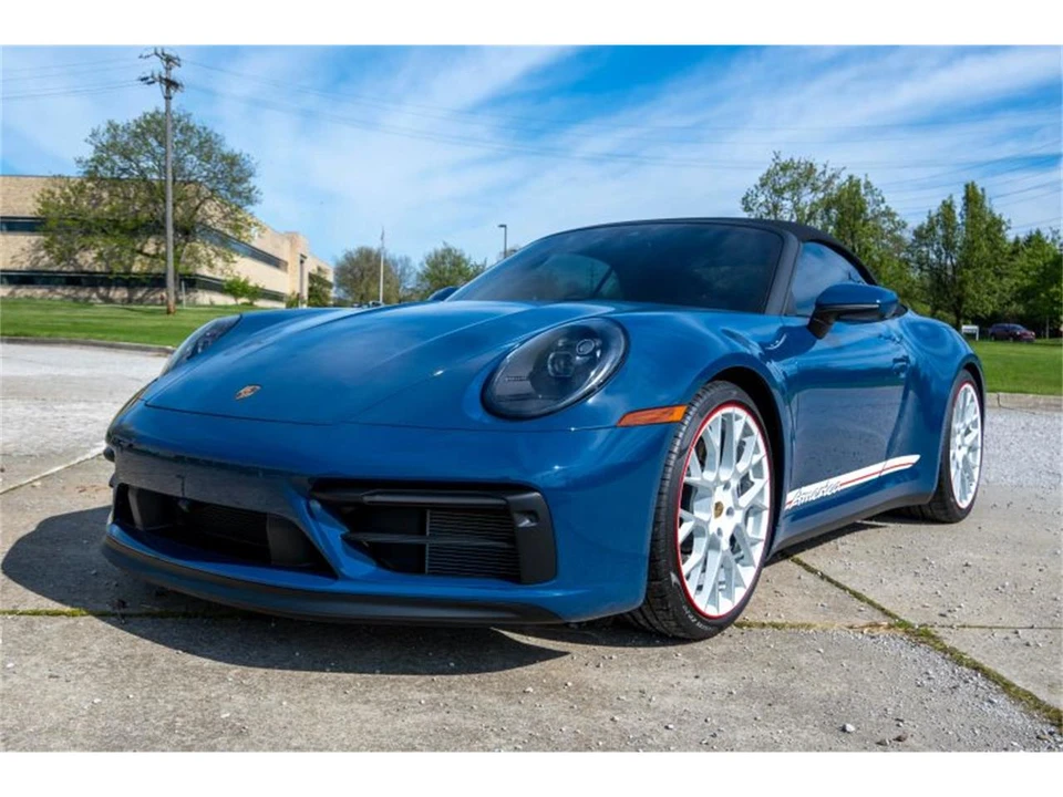 2023 Porsche 992 Carrera - Image 6 of 31