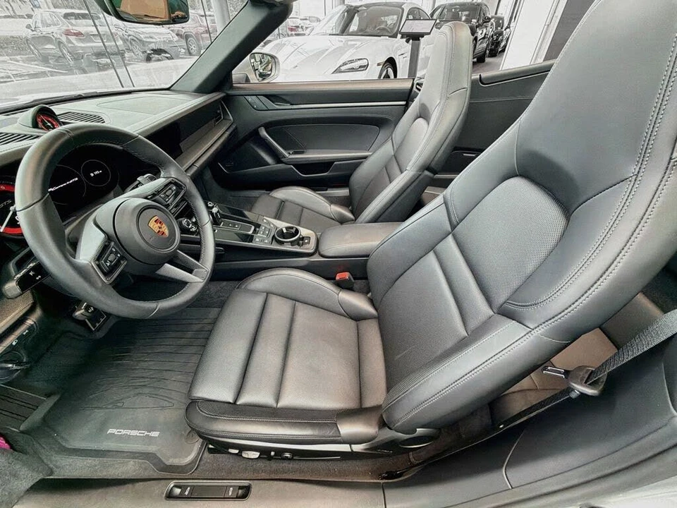 2023 Porsche 992 Carrera T - Image 5 of 6