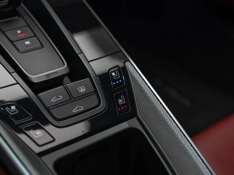 2023 Porsche 992 Carrera 4S - Image 19 of 19