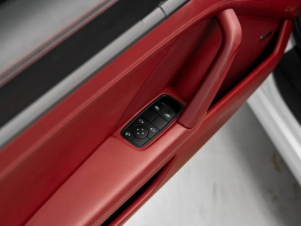 2023 Porsche 992 Carrera 4S - Image 18 of 19