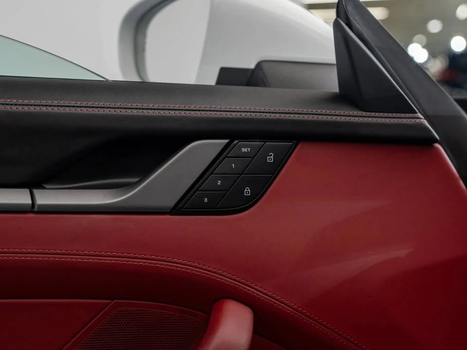 2023 Porsche 992 Carrera 4S - Image 17 of 19
