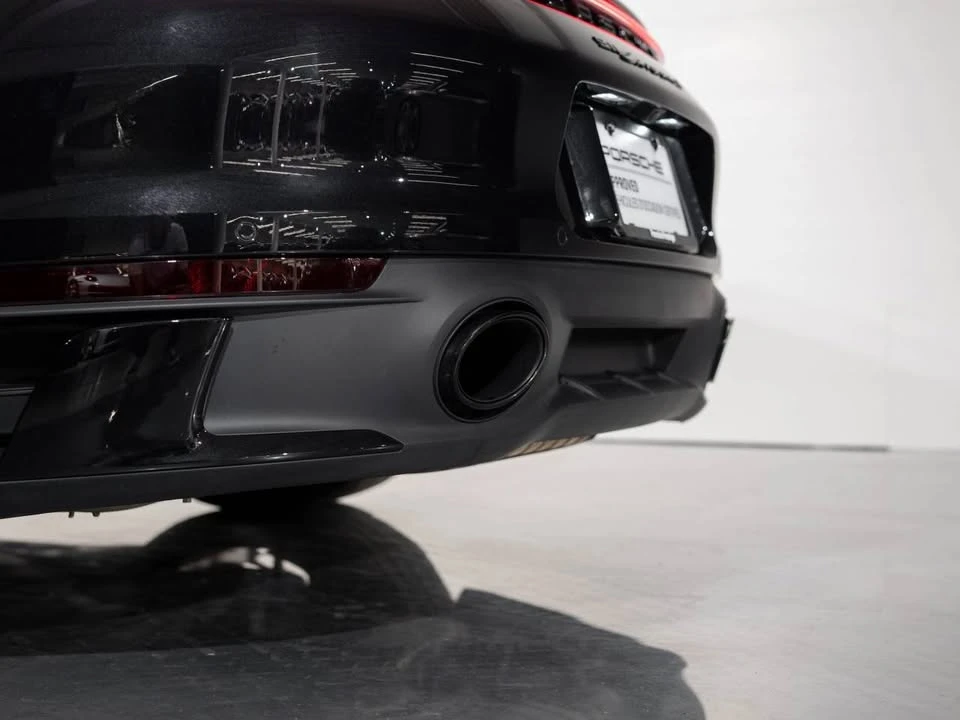 2023 Porsche 992 Carrera 4S - Image 12 of 20