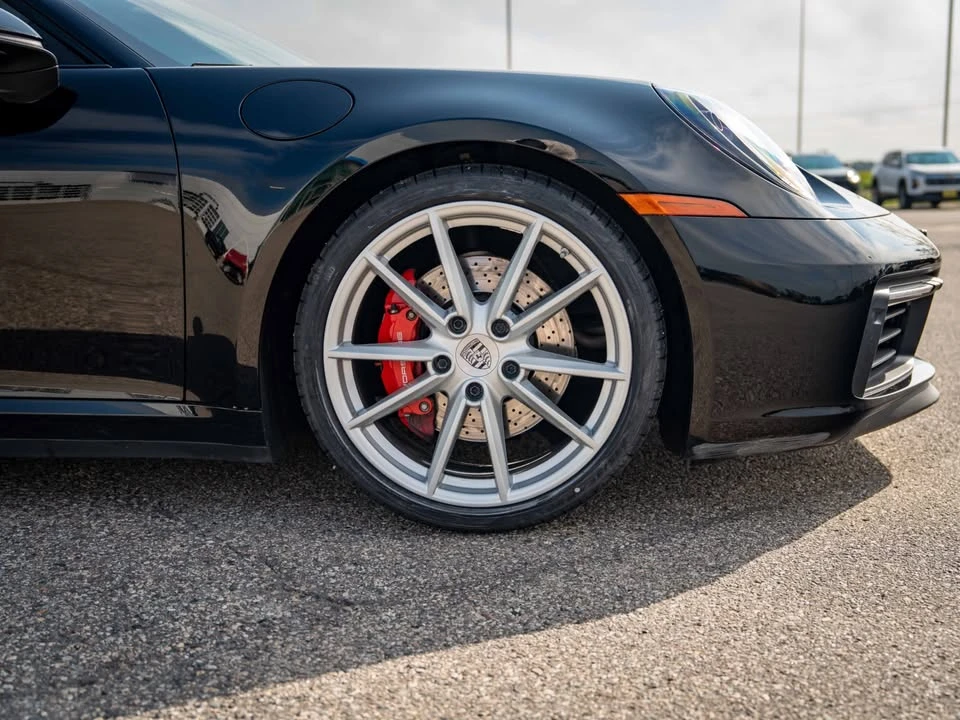 2023 Porsche 992 Carrera 4S - Image 10 of 20