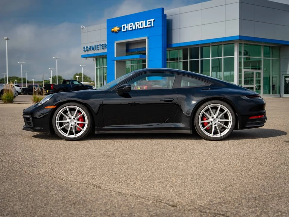 2023 Porsche 992 Carrera 4S - Image 9 of 20