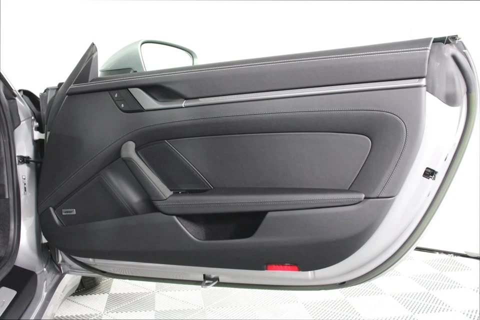 2023 Porsche 992 Carrera 4S - Image 14 of 19
