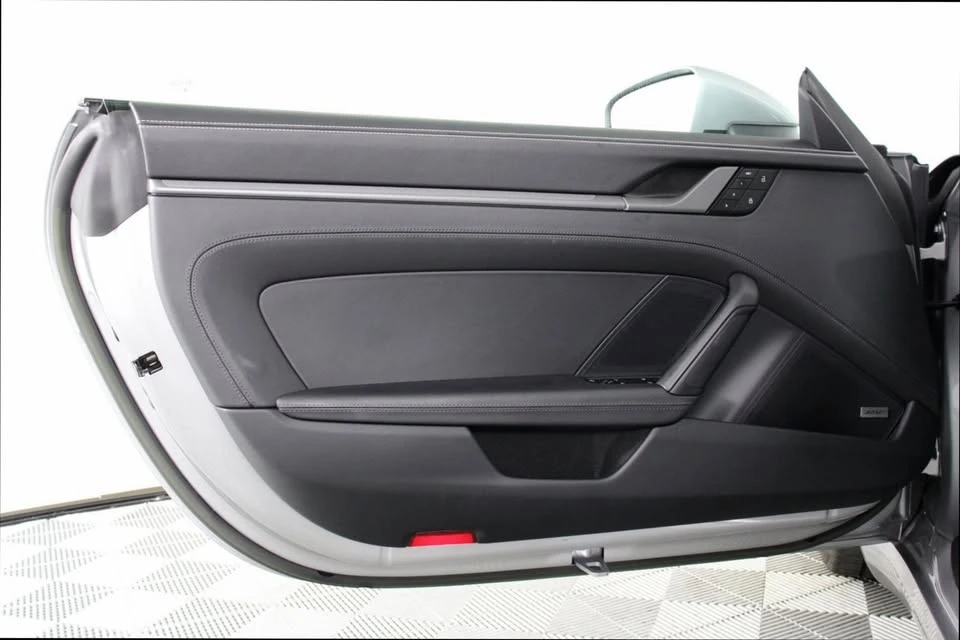 2023 Porsche 992 Carrera 4S - Image 12 of 19