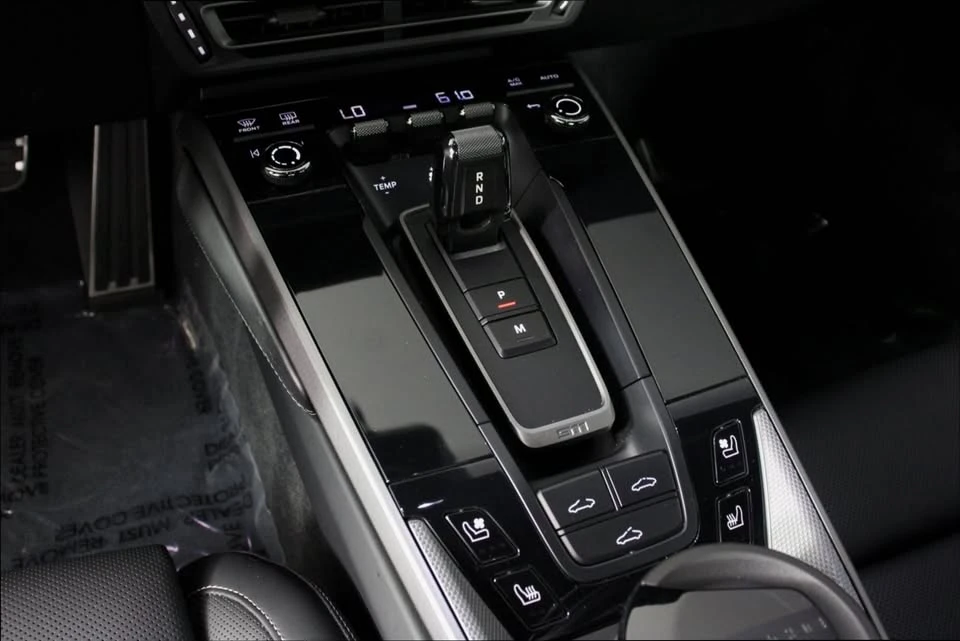 2023 Porsche 992 Carrera 4S - Image 11 of 19