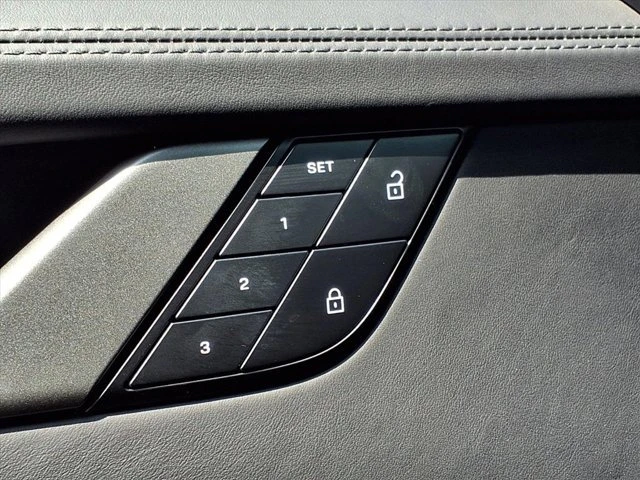 2023 Porsche 992 Carrera 4S - Image 9 of 19