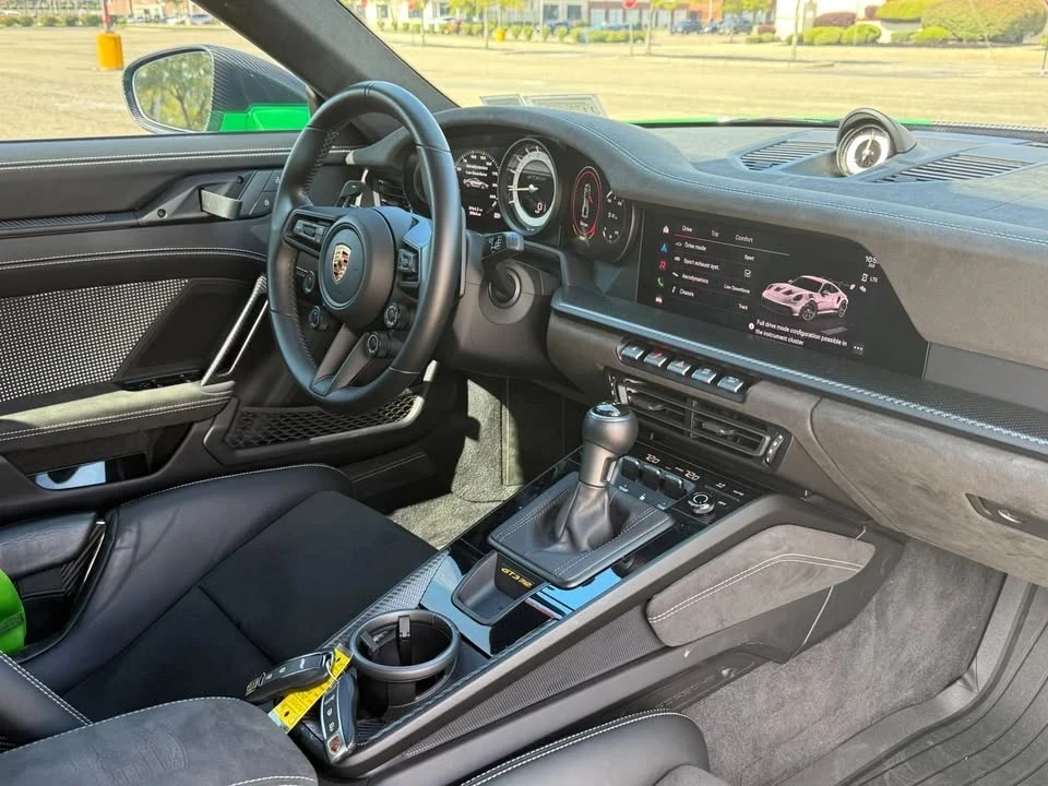 2023 Porsche 992 GT3 RS - Image 16 of 19