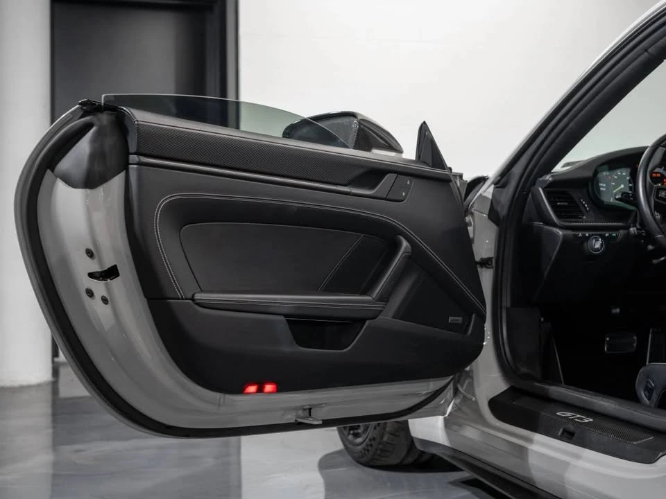 2023 Porsche 992 GT3 - Image 14 of 20