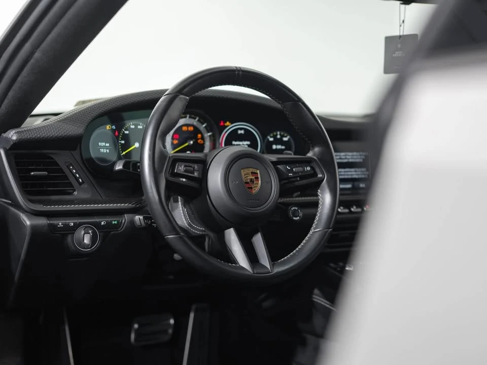 2023 Porsche 992 GT3 - Image 11 of 20
