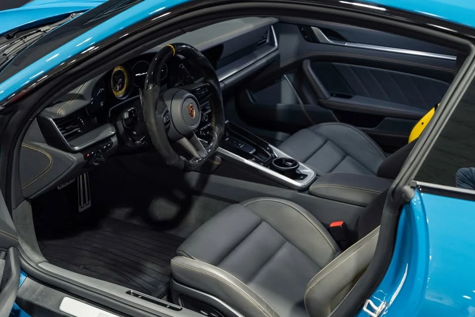 2023 Porsche 992 Turbo S - Image 18 of 20