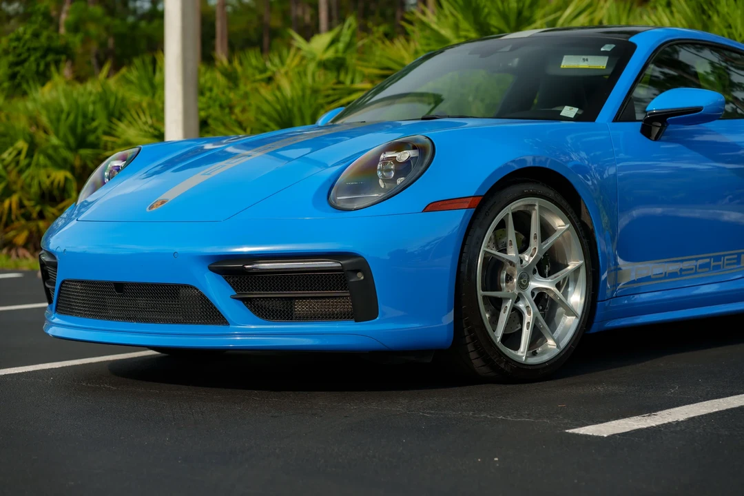 2023 Porsche 992 Carrera S - Image 27 of 31