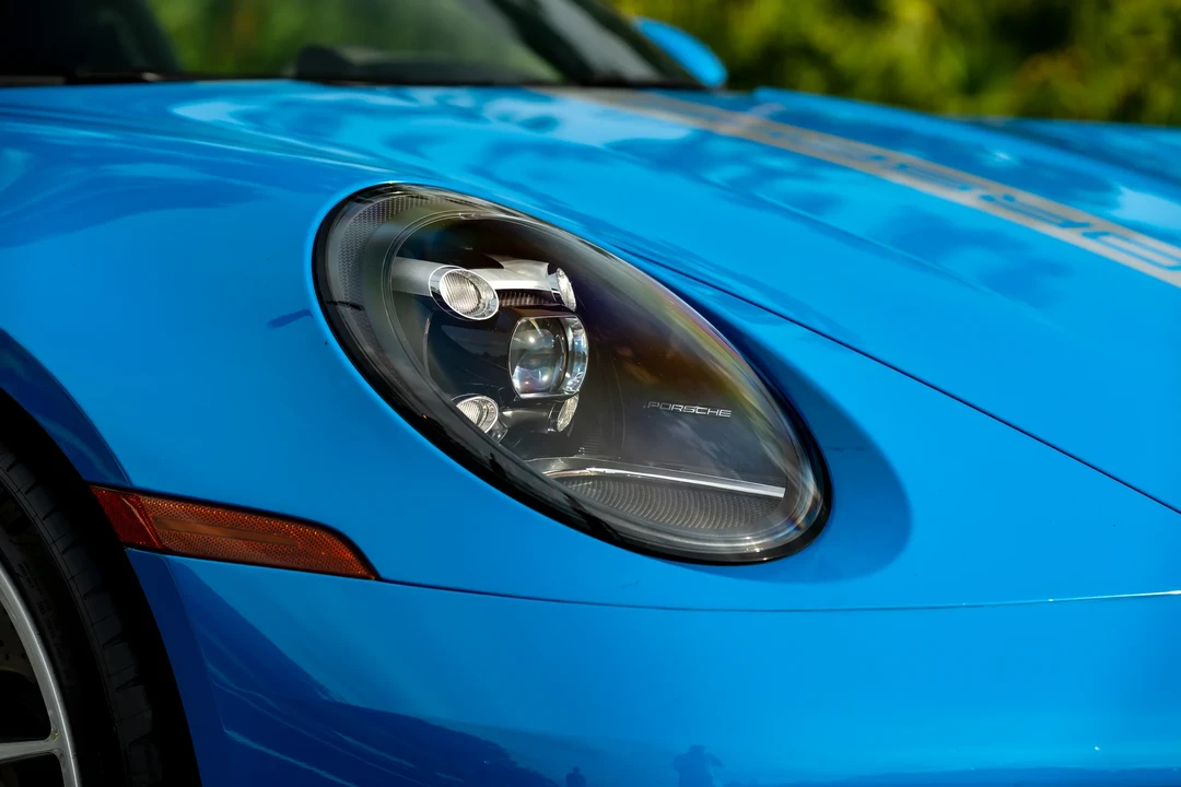 2023 Porsche 992 Carrera S - Image 19 of 31