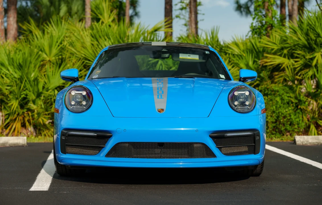 2023 Porsche 992 Carrera S - Image 12 of 31