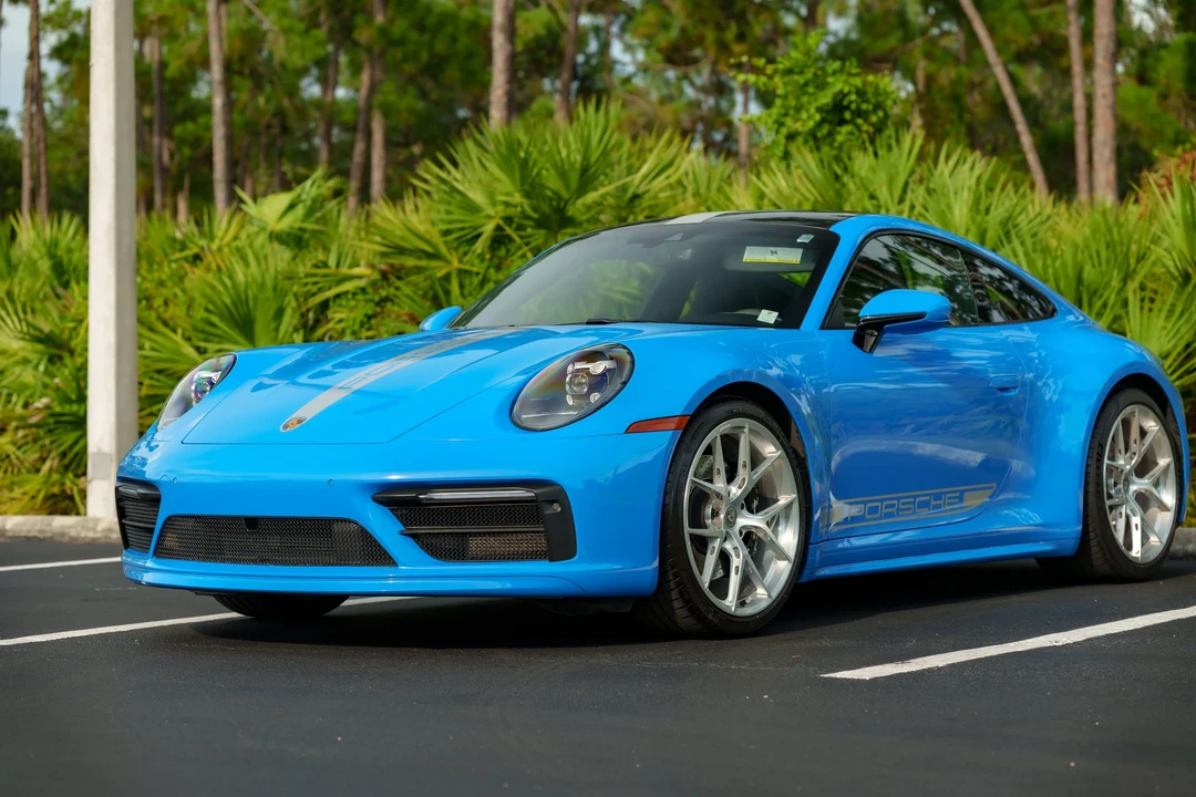 2023 Porsche 992 Carrera S - Image 11 of 31