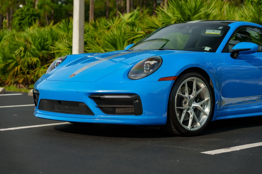 2023 Porsche 992 Carrera S - Image 26 of 31