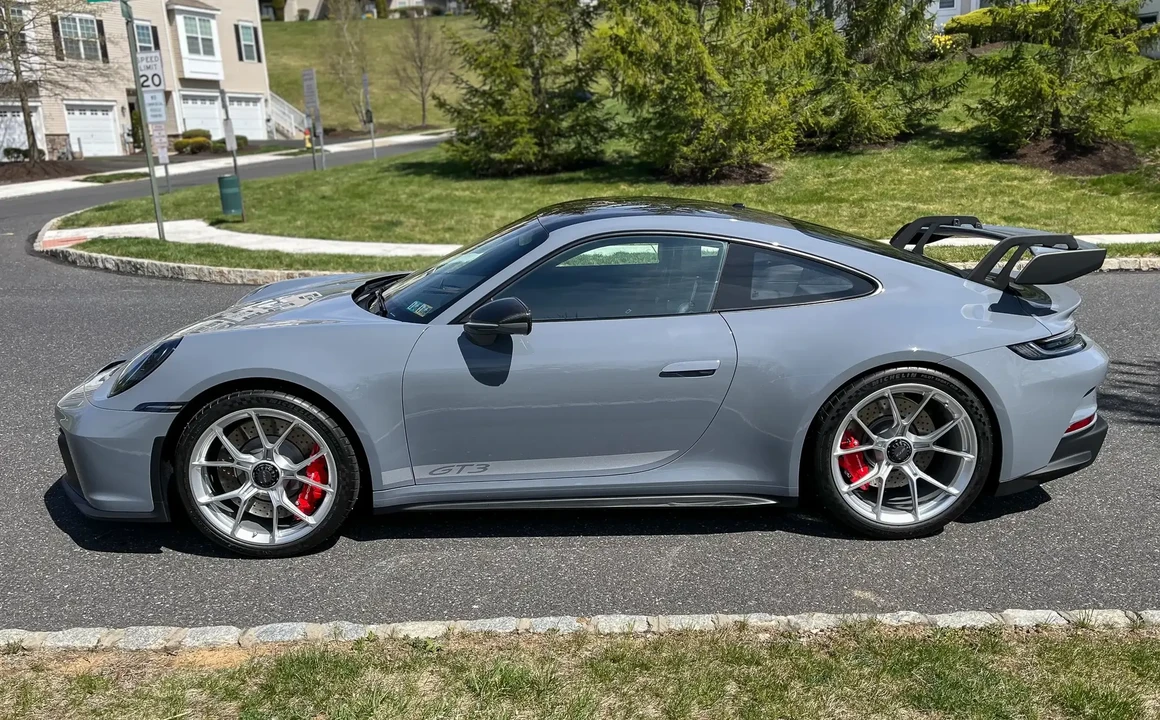 2023 Porsche 992 GT3 - Image 5 of 6