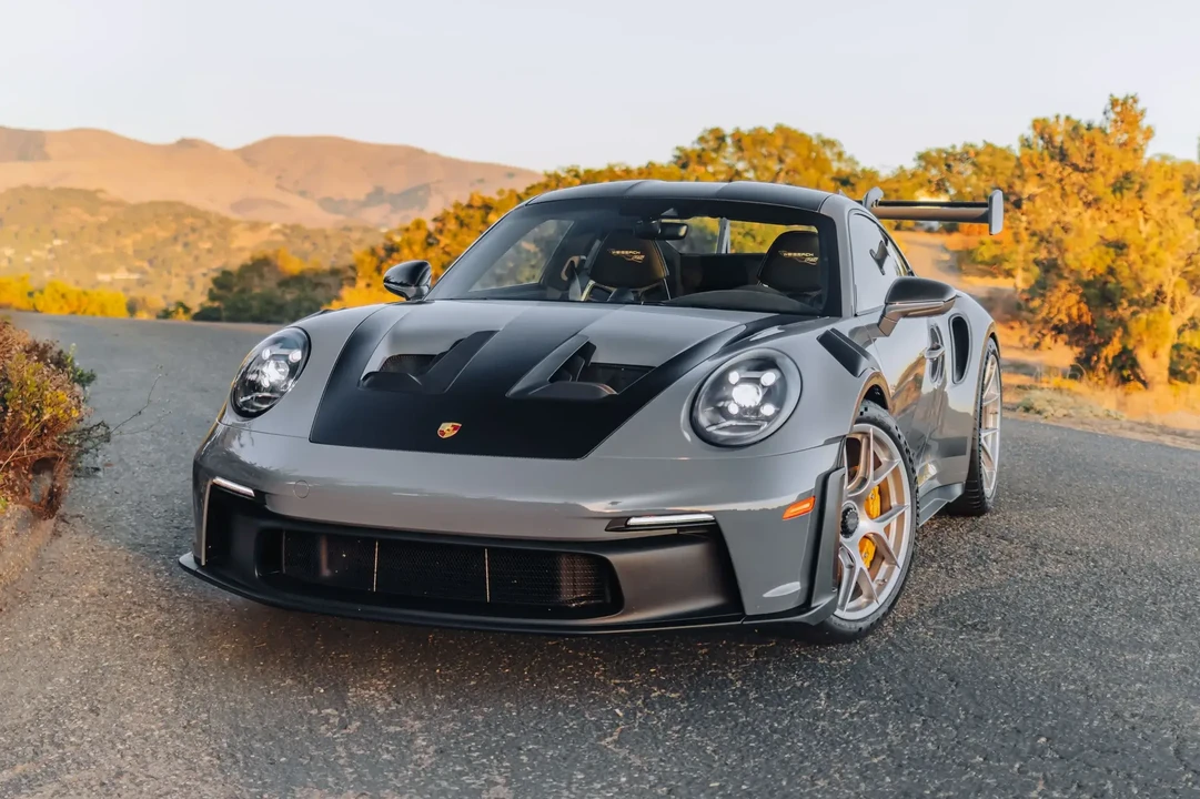2023 Porsche 992 GT3 RS - Image 3 of 6