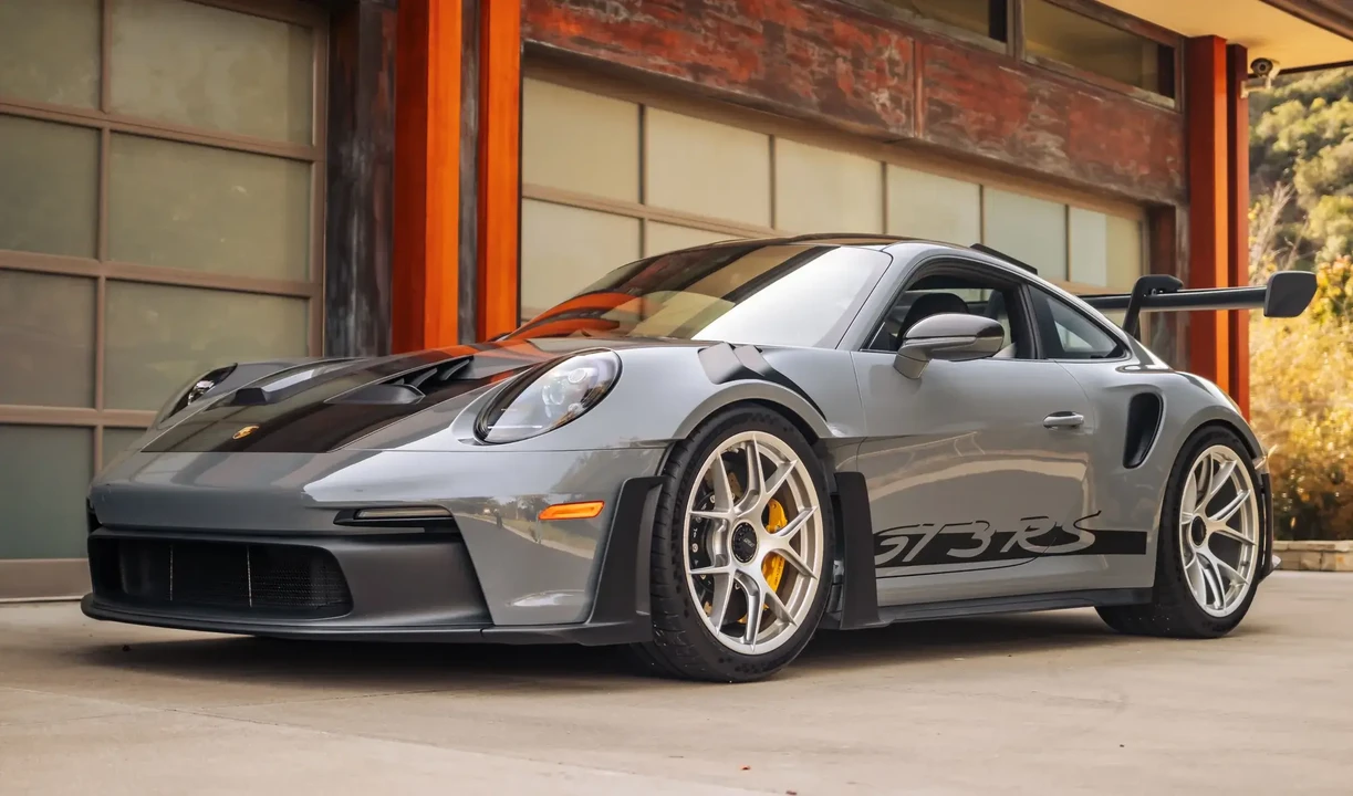 2023 Porsche 992 GT3 RS - Image 4 of 6