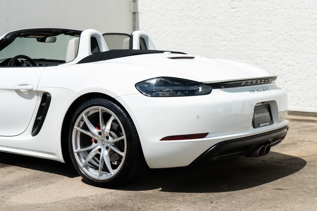 2023 Porsche 718 Boxster S - Image 28 of 31
