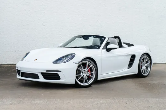2023 Porsche Boxster S