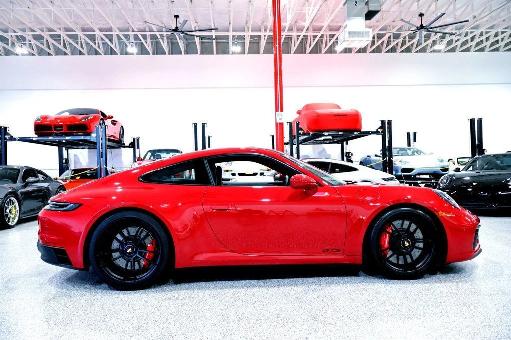 2023 Porsche - Image 11 of 12
