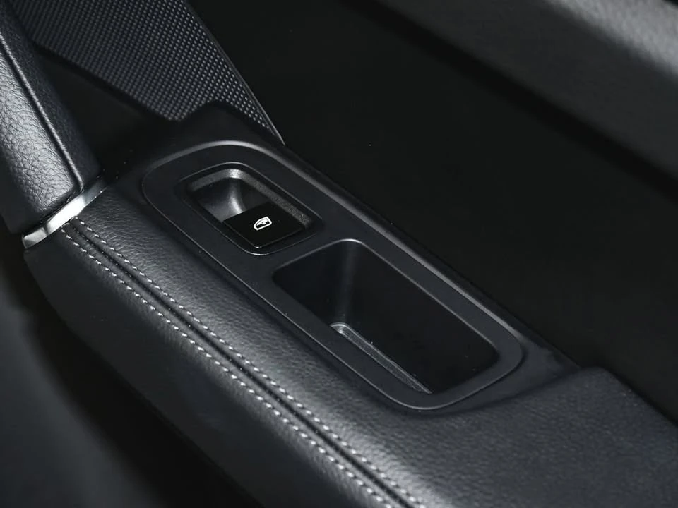 2023 Porsche 9Y0/9Y3 Cayenne - Image 16 of 20