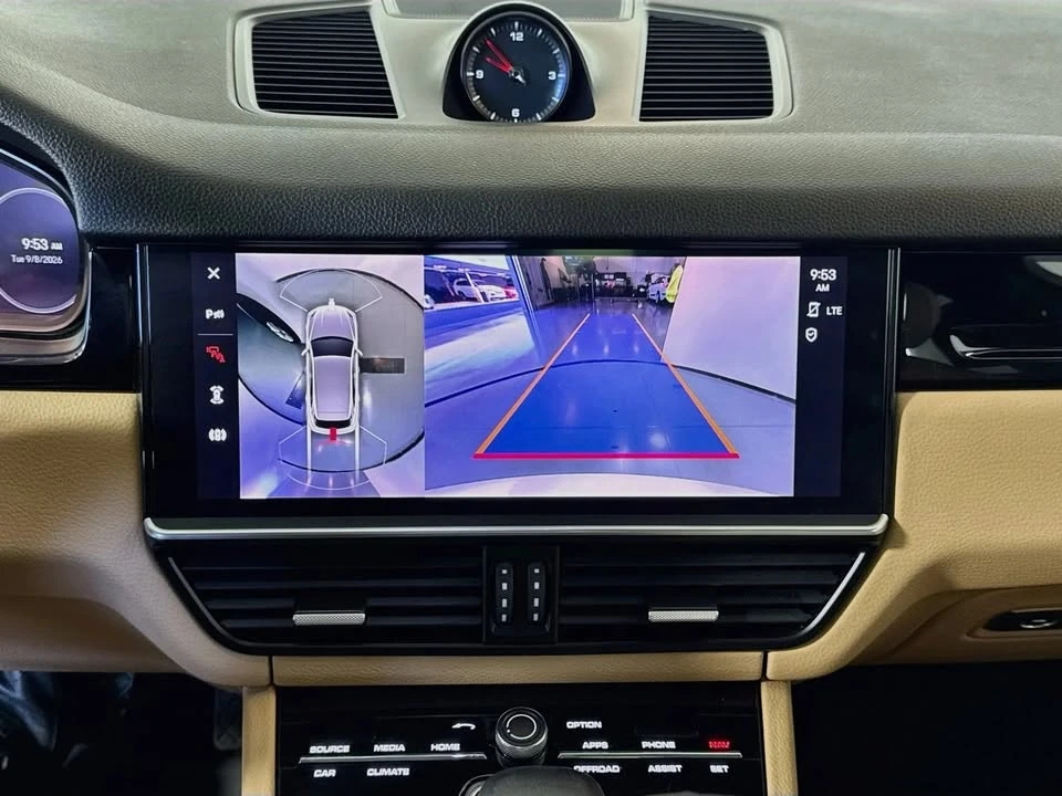 2023 Porsche 9Y0/9Y3 Cayenne - Image 17 of 20