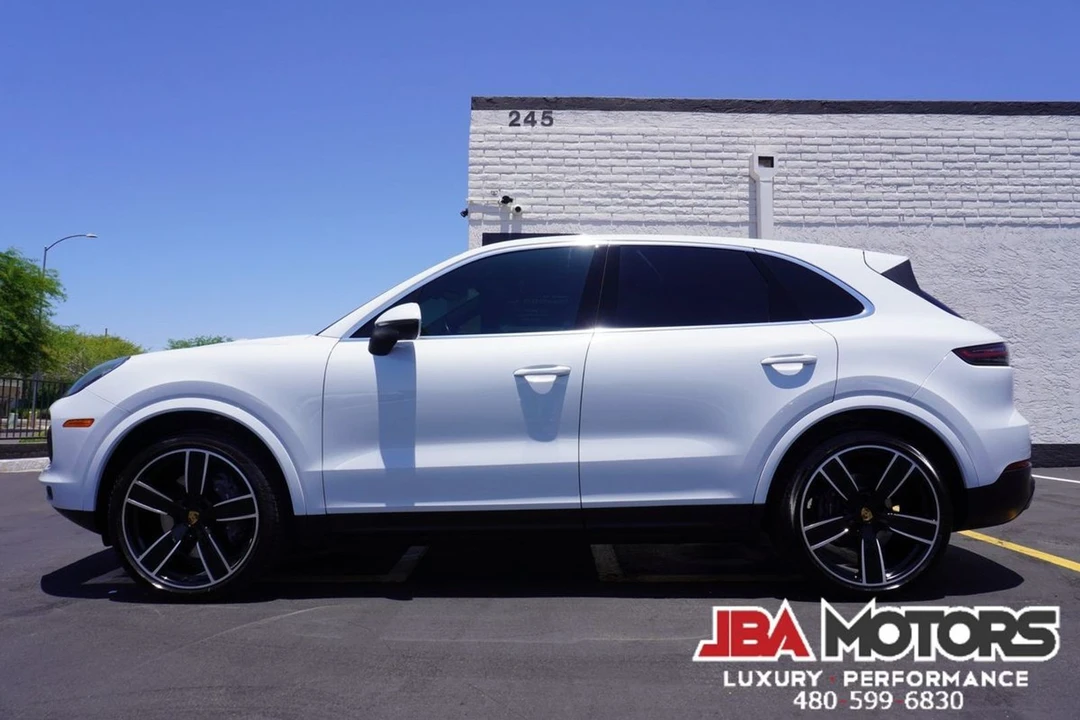 2023 Porsche 9Y0/9Y3 Cayenne - Image 11 of 12